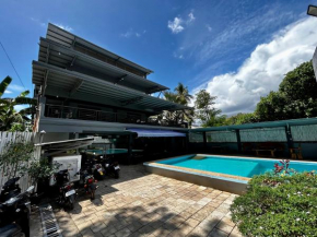 Lucky Tito Coron Dive Resort